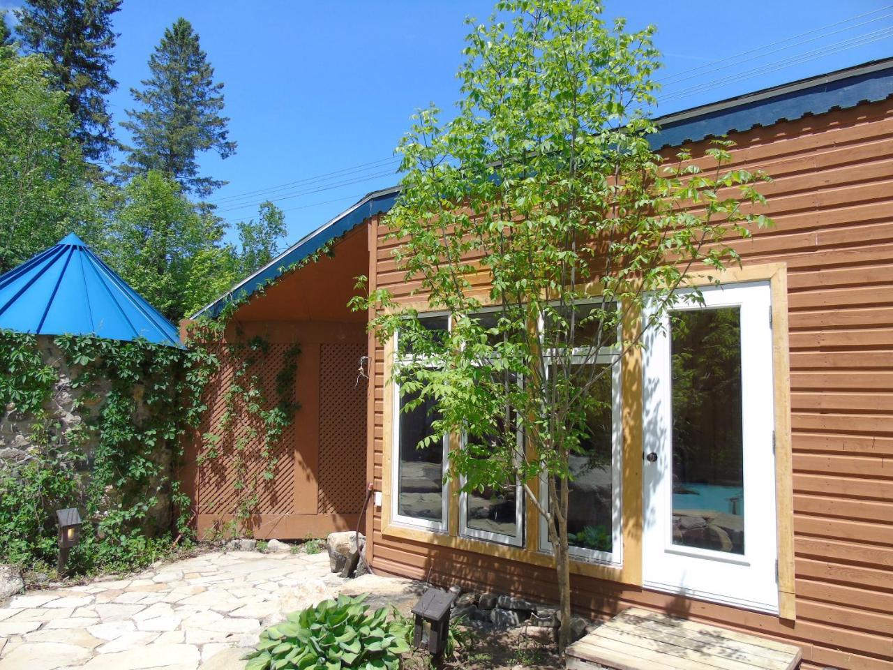 Auberge Spa & Beaux Reves Sainte-Adèle Exterior foto